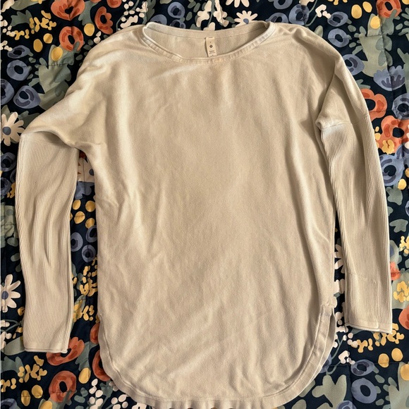 Light weight light green/mint sweater Lululemon size 6 - Picture 5 of 6